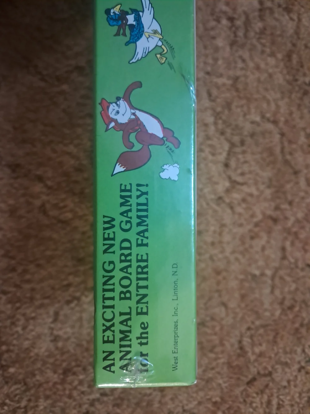 Fox & Geese Family Board Game - Green/Yellow